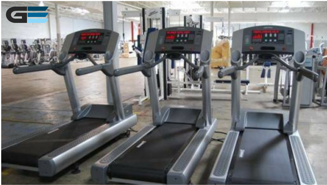 LifeFitness 95Ti Commercial Treadmill