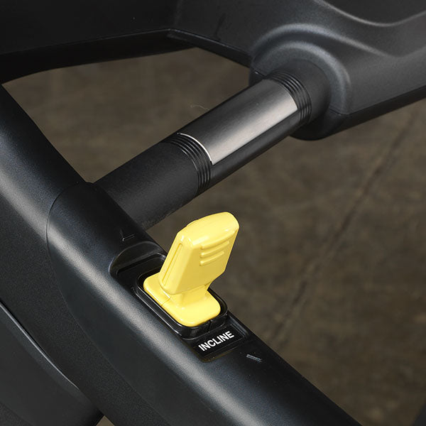 New 2025 Body-Solid Endurance Commercial T150 Treadmill