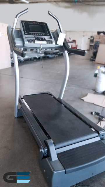 FreeMotion i11.9 Incline Trainer (CERTIFIED PRE OWNED)