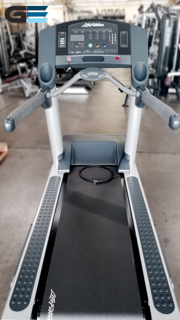 LifeFitness 95Ti Commercial Treadmill