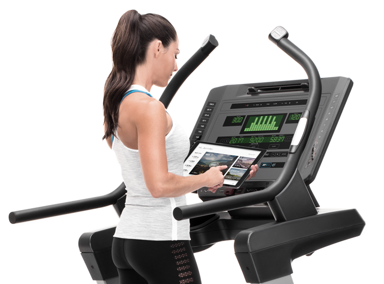 FreeMotion i10.9b Incline Trainer SMART™  Series (Certified Pre Owned)